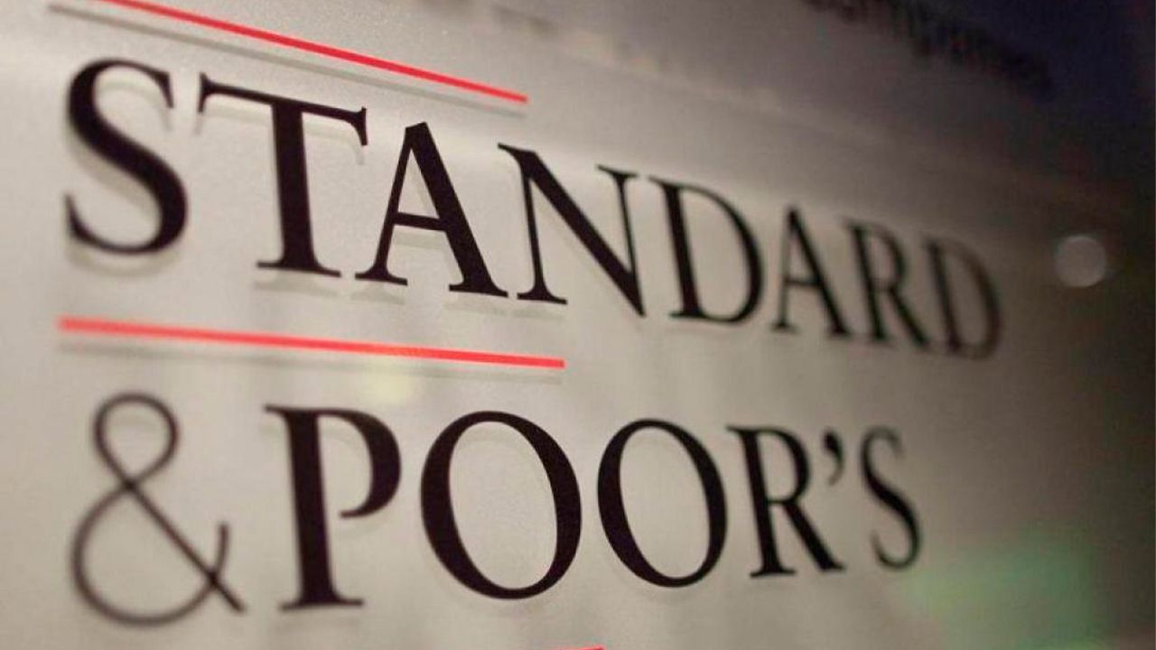 Bolivia, al borde del aislamiento financiero: S&P reduce calificación y anticipa meses críticos