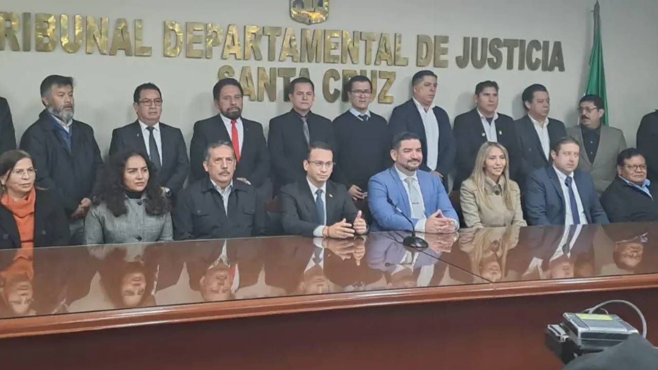 Justicia rechaza medida cautelar contra candidatos que no renunciaron a sus cargos y ratifica elecciones en agosto