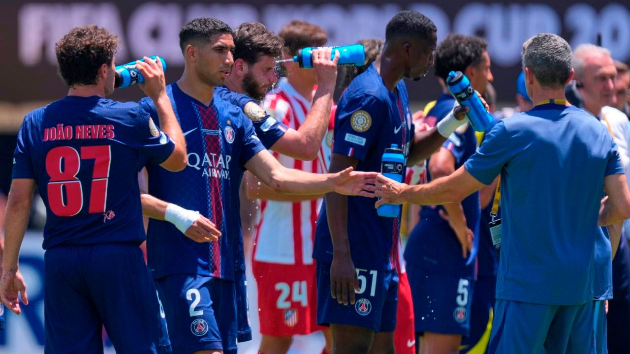 Un experto alerta a la FIFA por las  altas temperaturas de cara al  Mundial: "Se debería considerar  jugar a las 9 de la mañana"