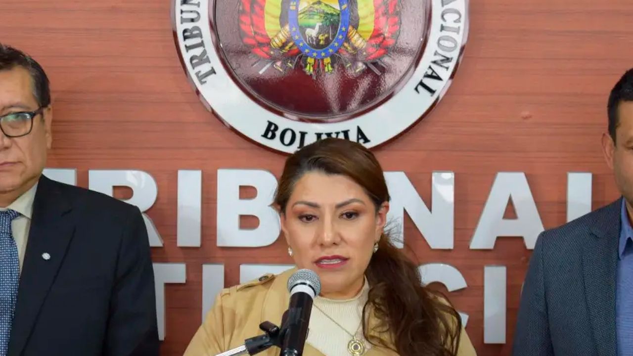 TCP ordena al TSE mantener la credencial de Coaquira como magistrada del TSJ
