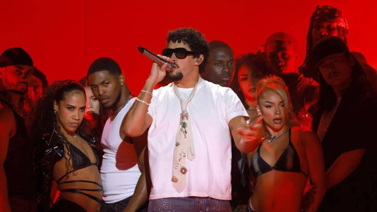 El potente mensaje de apoyo a los inmigrantes en EEUU que lanza Bad Bunny en el videoclip de "NUEVAYoL"