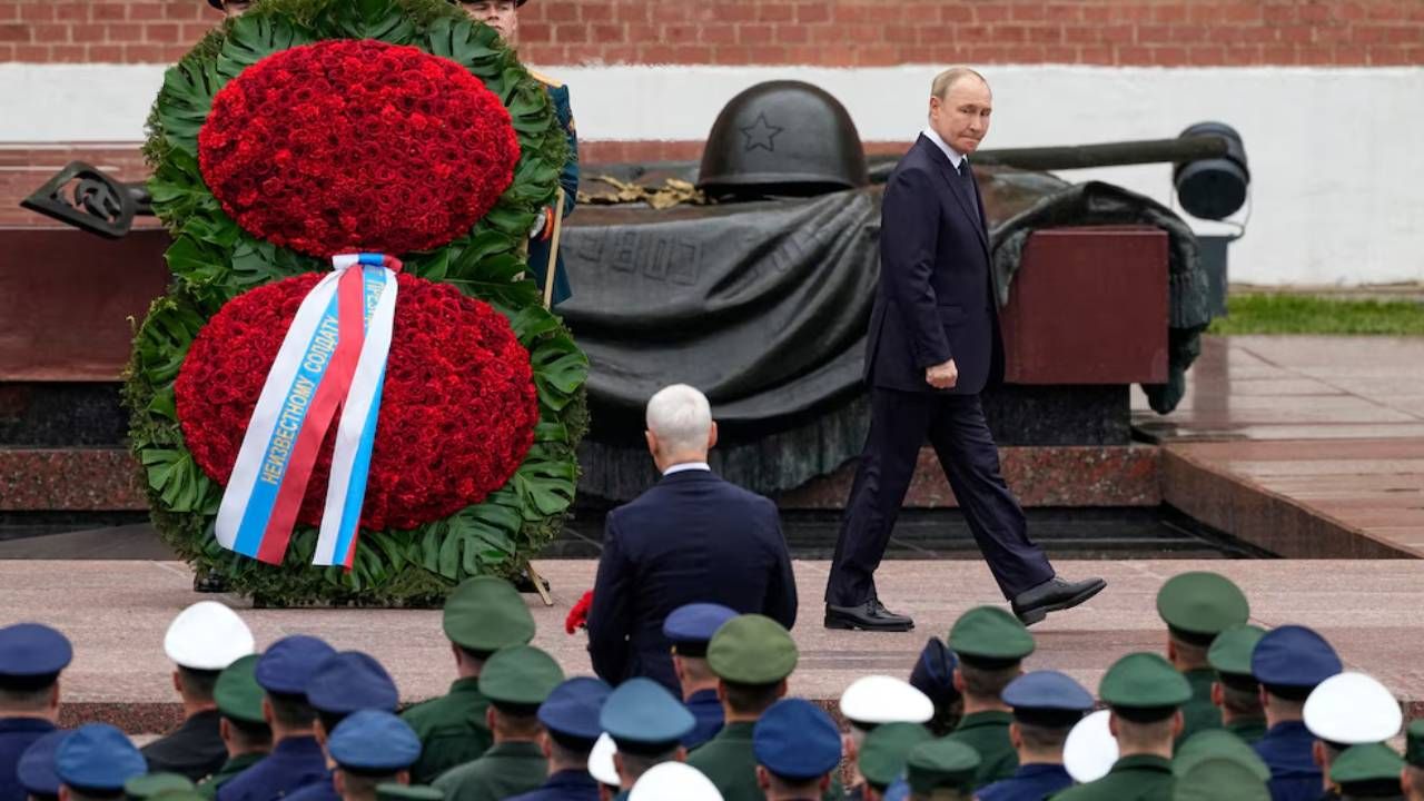 Putin duplicó el gasto militar ruso y necesitó 25.674 millones de dólares para incorporar 200.000 soldados en seis meses