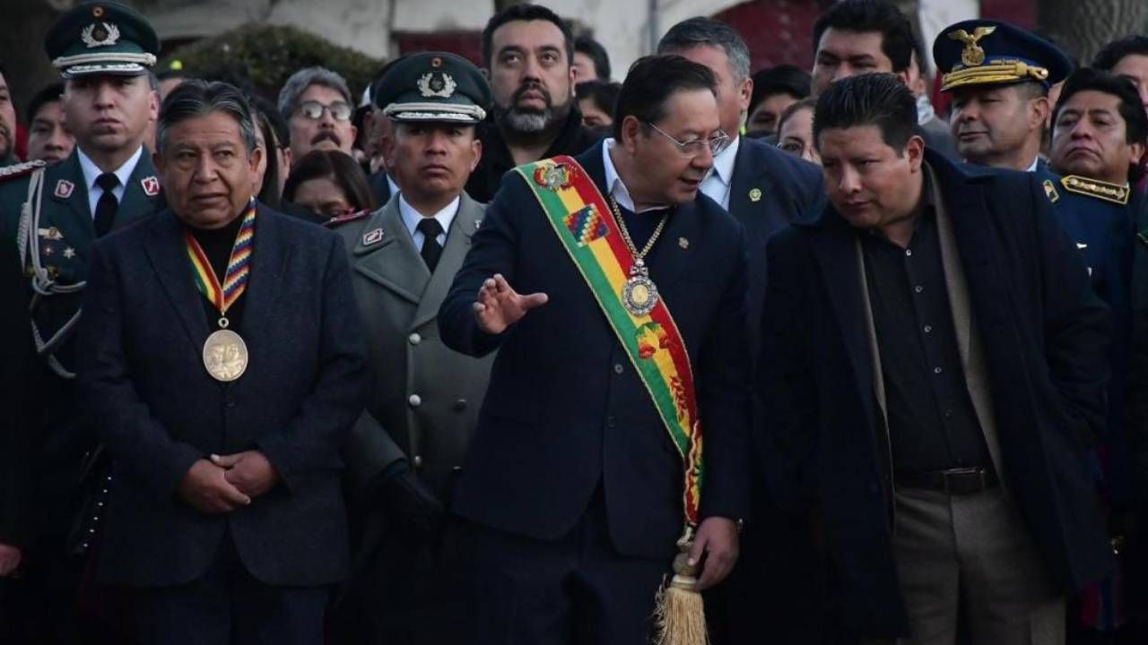 La Paz conmemora los 216 años de su gesta libertaria junto a sus autoridades