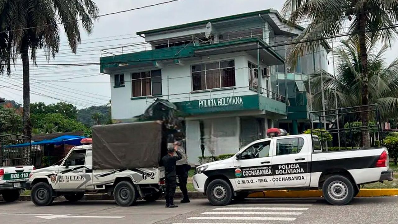 Policía retorna al trópico de Cochabamba tras más de 40 días de ausencia