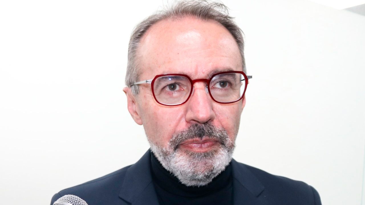 Jorge Richter denuncia que Eva Copa enfrenta presiones desde el entorno de Arce y Evo Morales