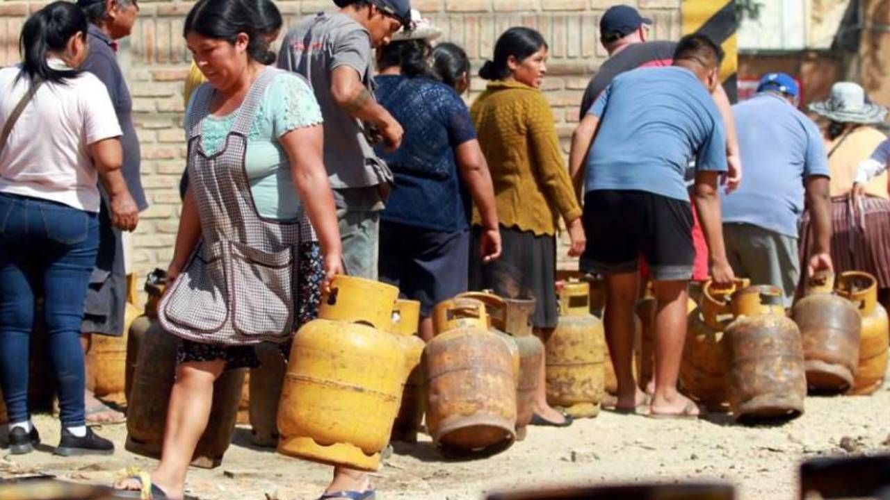 Santa Cruz suma otra fila: ahora escasean las garrafas de GLP