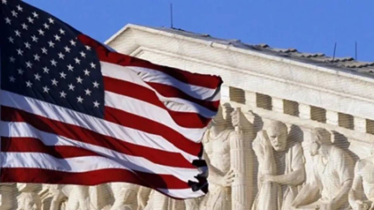 Corte de EEUU frena ley contra violencia de armas aprobada por votantes de California