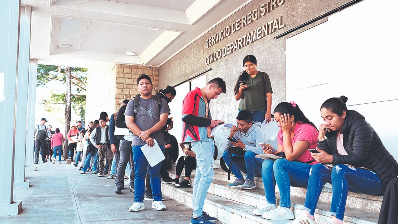 Miles de jurados piden excusarse en  santa cruz y aún quedan más de 2.400  casos por resolver