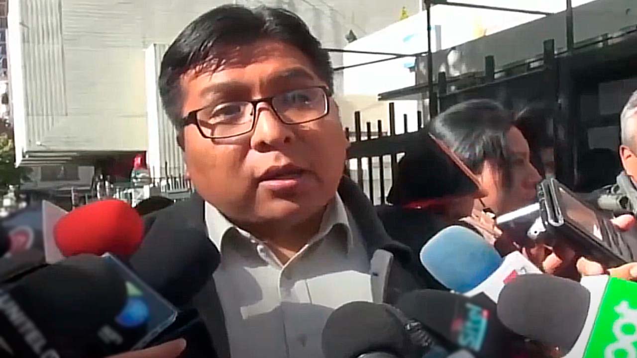 viceministro de Inversión Pública pide agilizar aprobación de créditos