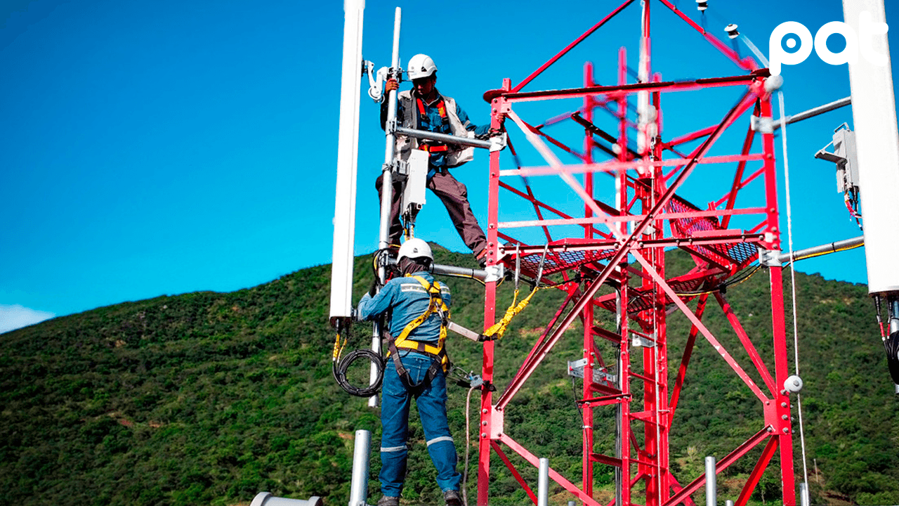 Entel expande su red de fibra óptica en el Bicentenario