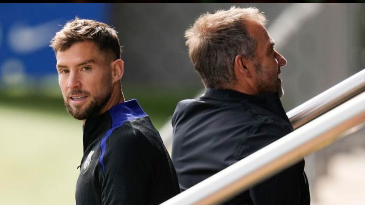 Iñigo Martínez explica su salida del  Barcelona hacia Al Nassr