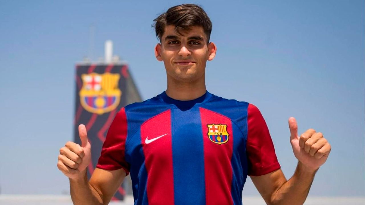 Flick presiona por la inscripción de Gerard Martín en el Barcelona