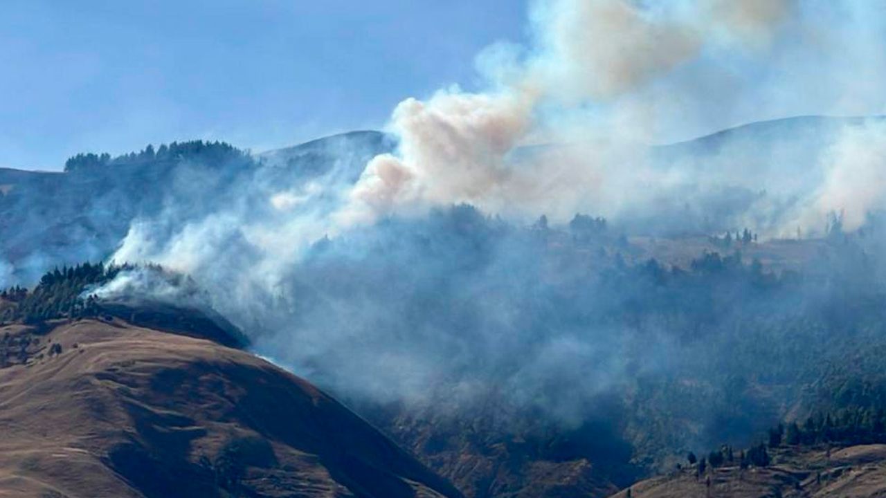 Incendio en el Tunari moviliza a fuerzas y voluntarios