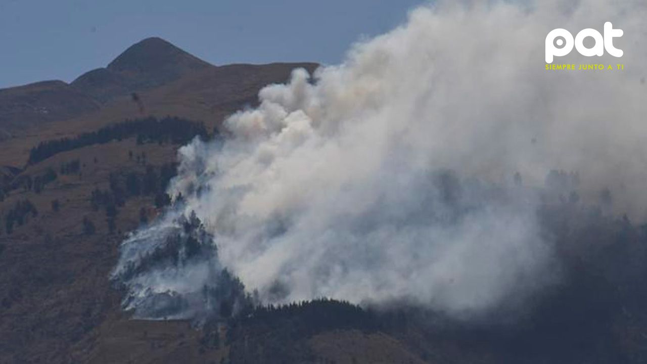 Incendio en Parque Tunari se extiende hasta Wara Wara y moviliza a bomberos y voluntarios