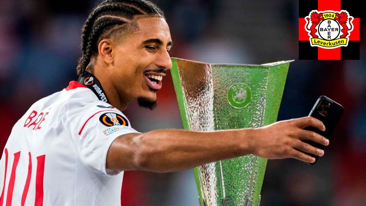 Badé se despide del Sevilla antes de su traspaso al Bayer Leverkusen