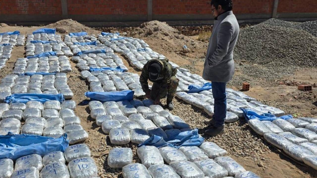 FELCN incauta más de media tonelada de marihuana en vivienda en construcción en Uyuni