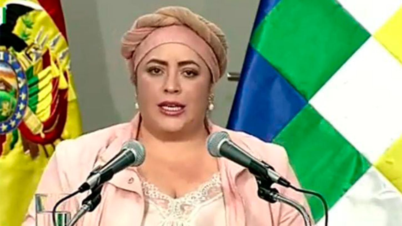 Ministra Marianela Prada resalta los logros obtenidos del programa "Bolivia Cambia" 