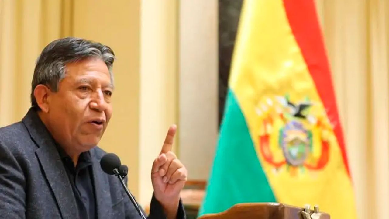 Choquehuanca afirma que deja un legado en la Asamblea y defiende su gestión