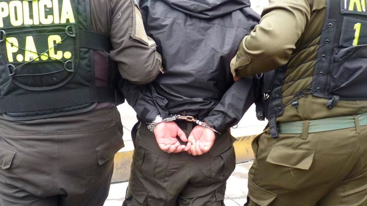 Capitán de la Policía es aprehendido por caso de pornografía con oficiales entre las víctimas