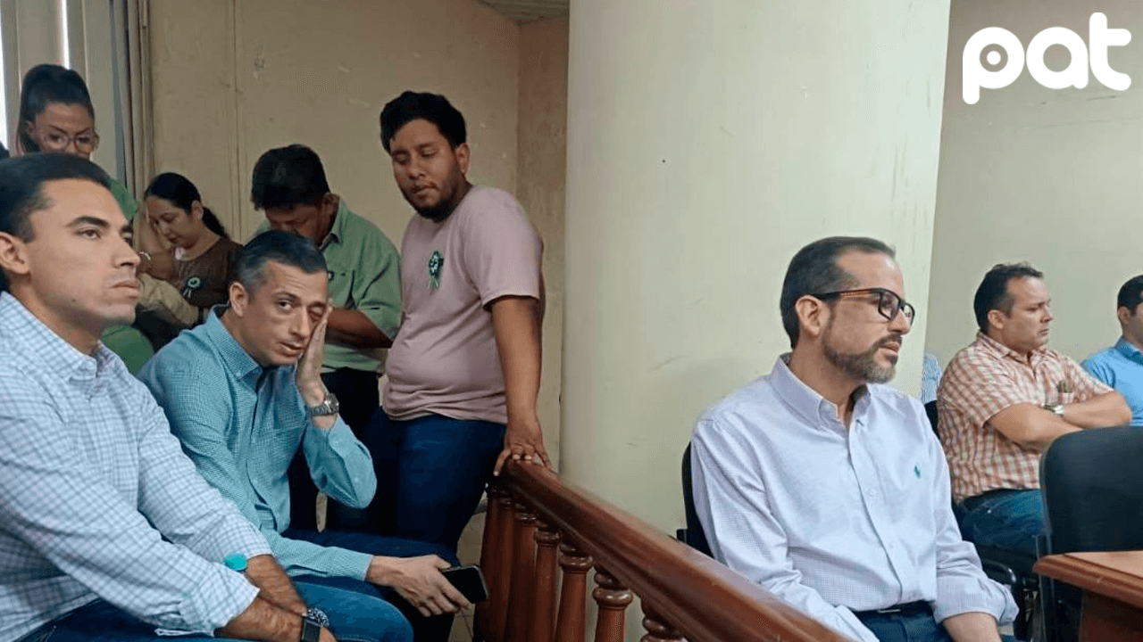 Fiscalía cierra caso Notaría a favor del gobernador Luis Fernando Camacho