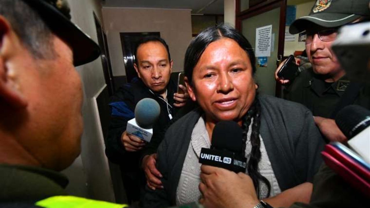 Investigan a Nemesia Achacollo por movimientos sospechosos de dinero cuando era ministra    