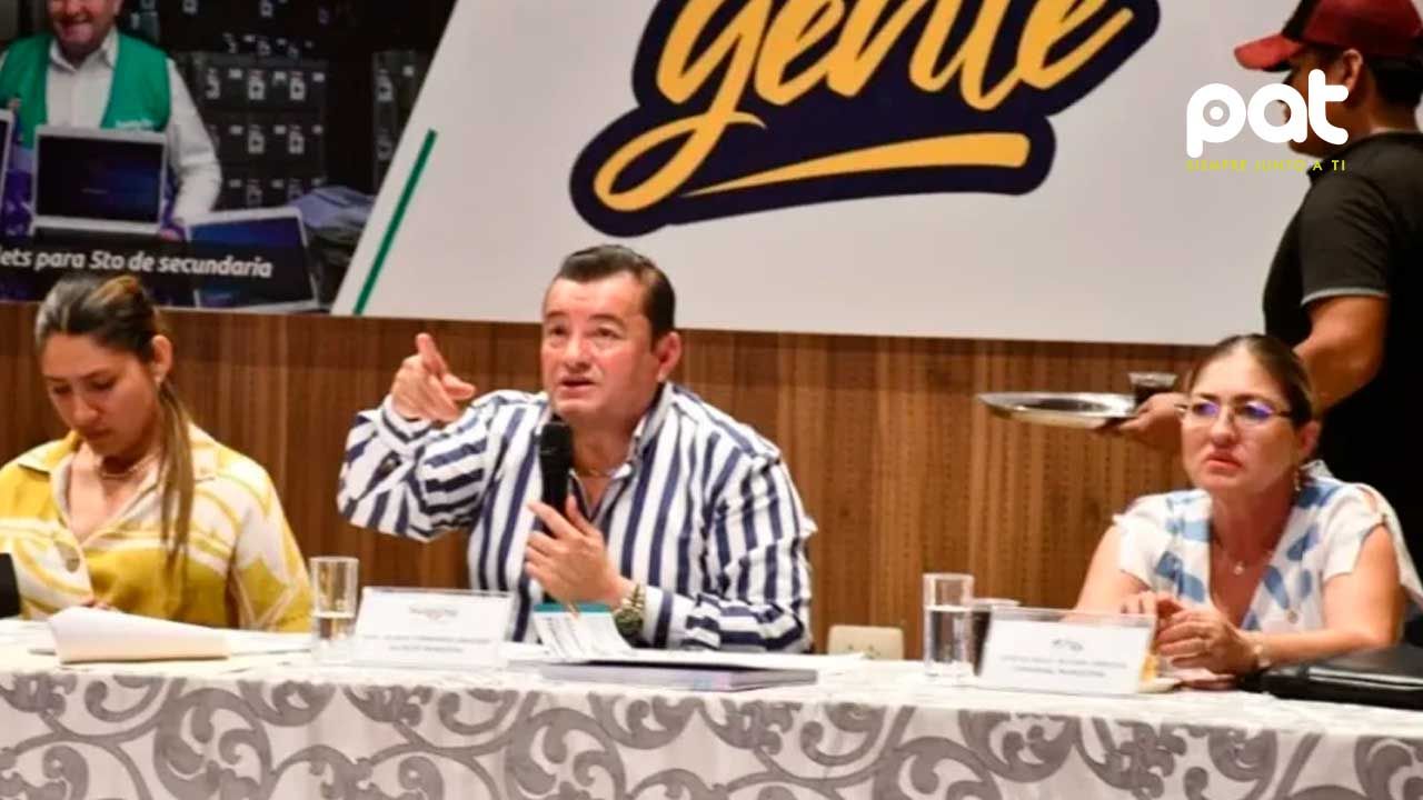 Alcalde Fernández advierte que trabas en el Concejo ponen en riesgo obras en Santa Cruz