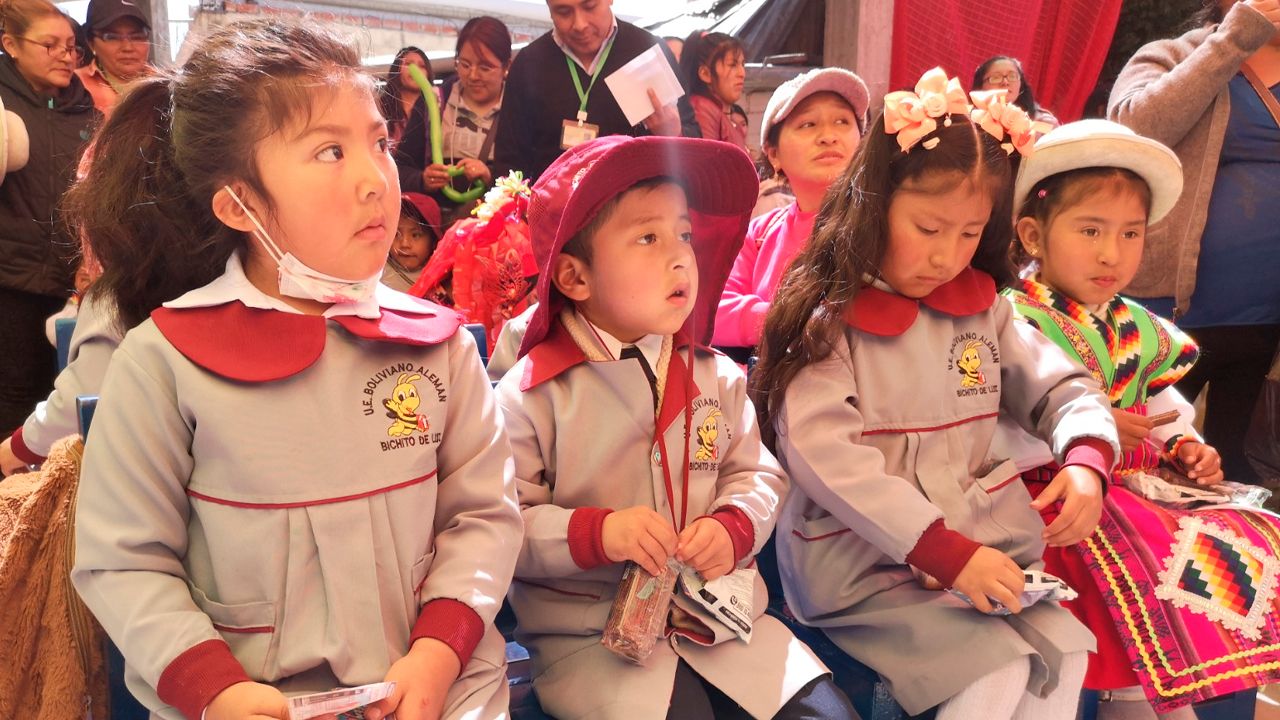 Alcaldía de El Alto celebra el Día del Estudiante con menú especial en el Alimento Escolar