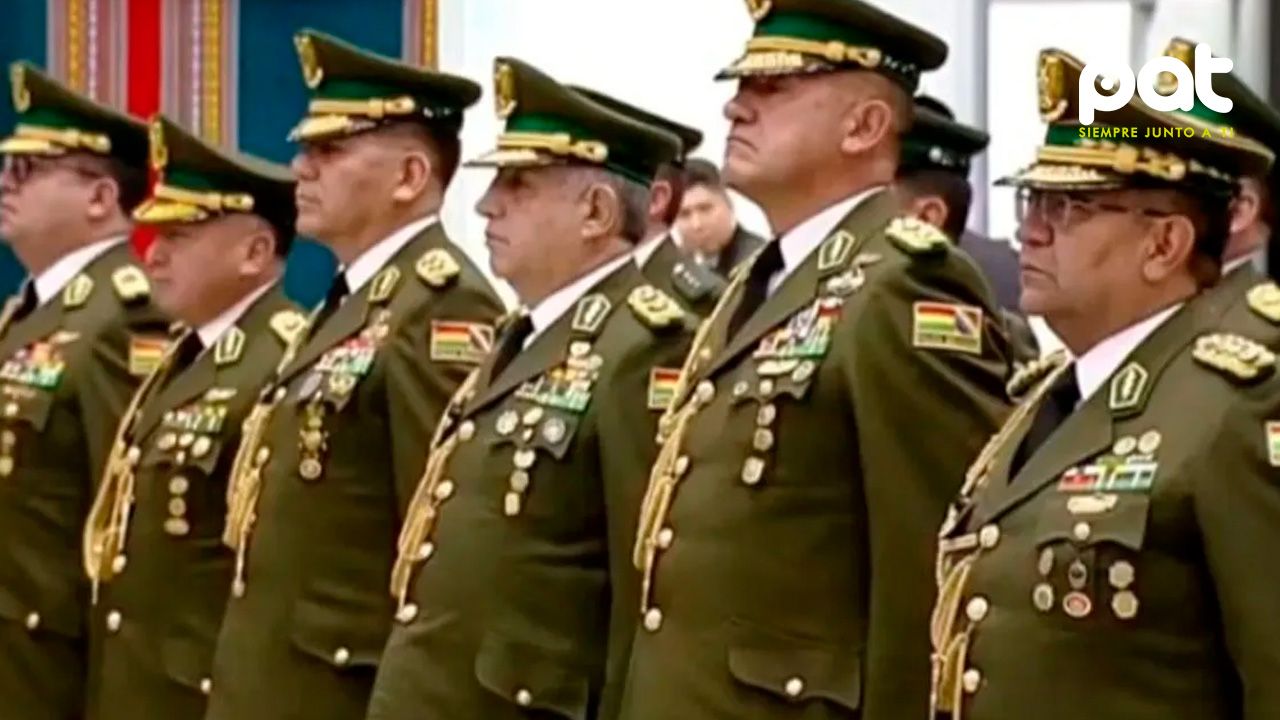 Arce oficializa ascensos y designa al nuevo Alto Mando Policial