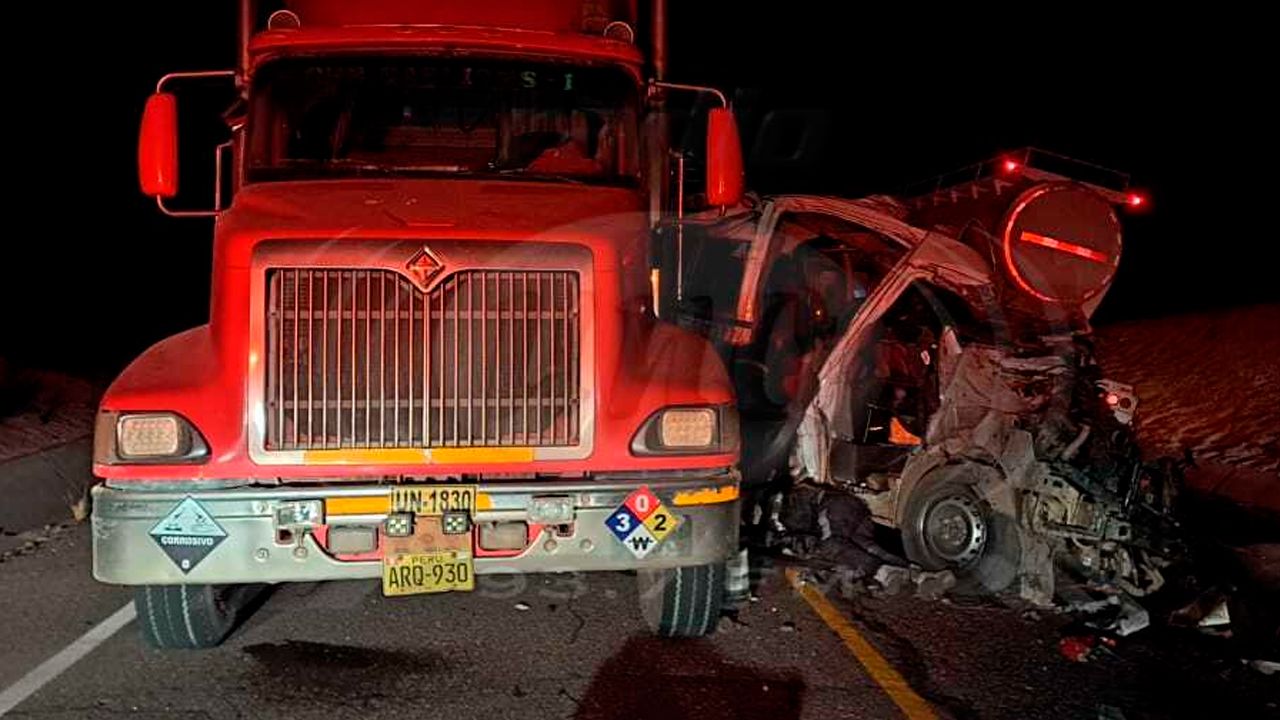 Integrantes de Muñequita Flor de Bolivia mueren en accidente en Moquegua