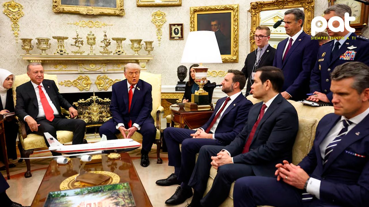 Trump ofrece levantar sanciones a Turquía si deja de comprar petróleo ruso