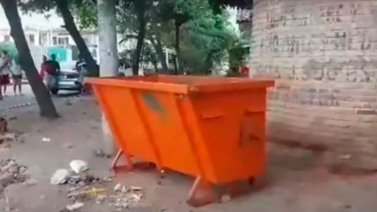 Hallan Pierna Humana en Contenedor de Basura en Santa Cruz