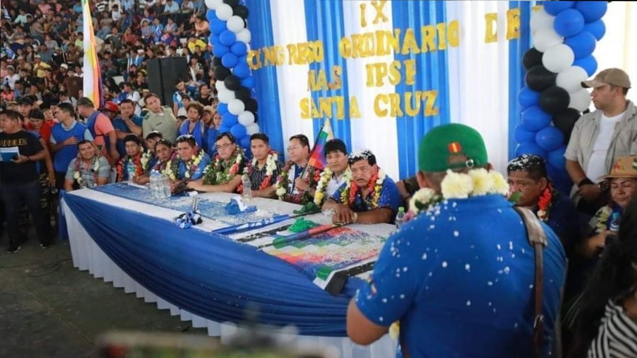 MAS anula congreso en Santa Cruz tras peleas y elección