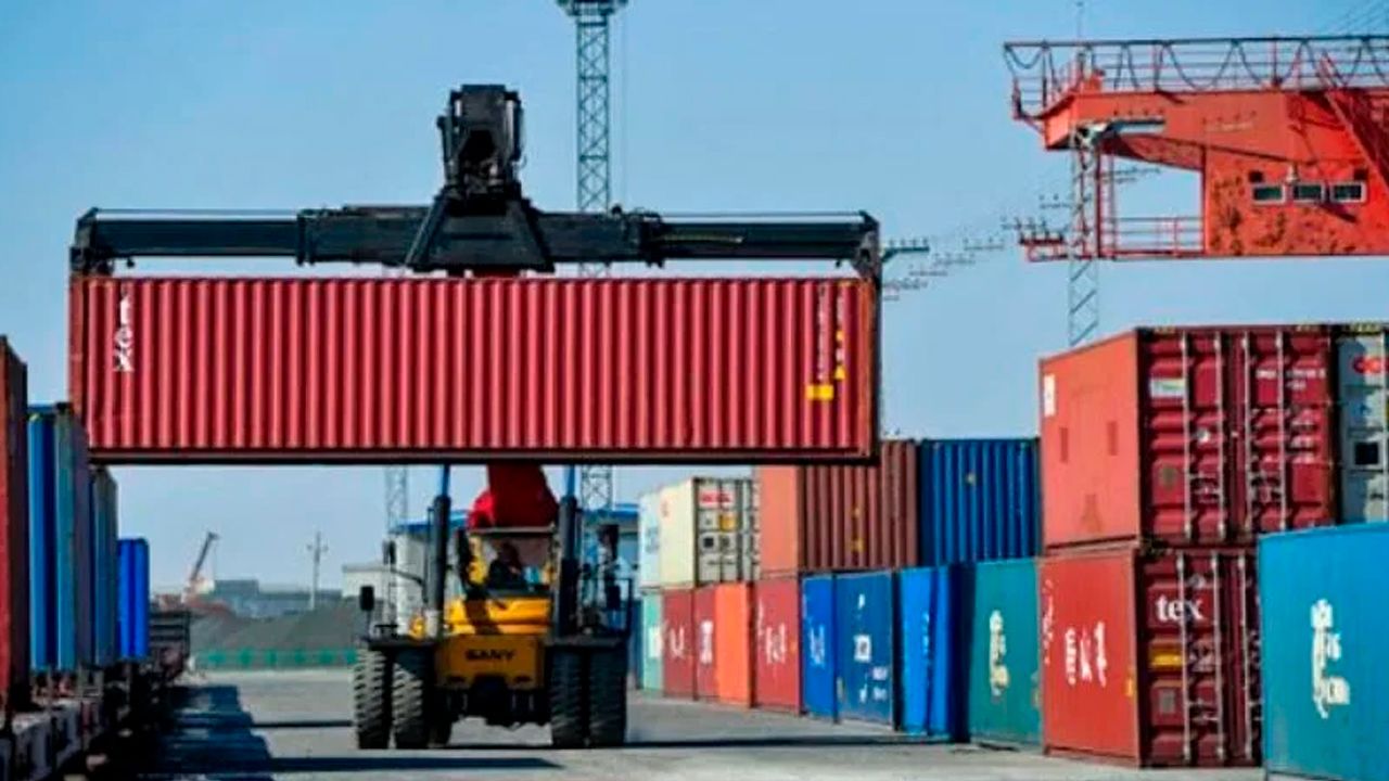 Alza del dólar cripto presiona inflación y encarece productos importados