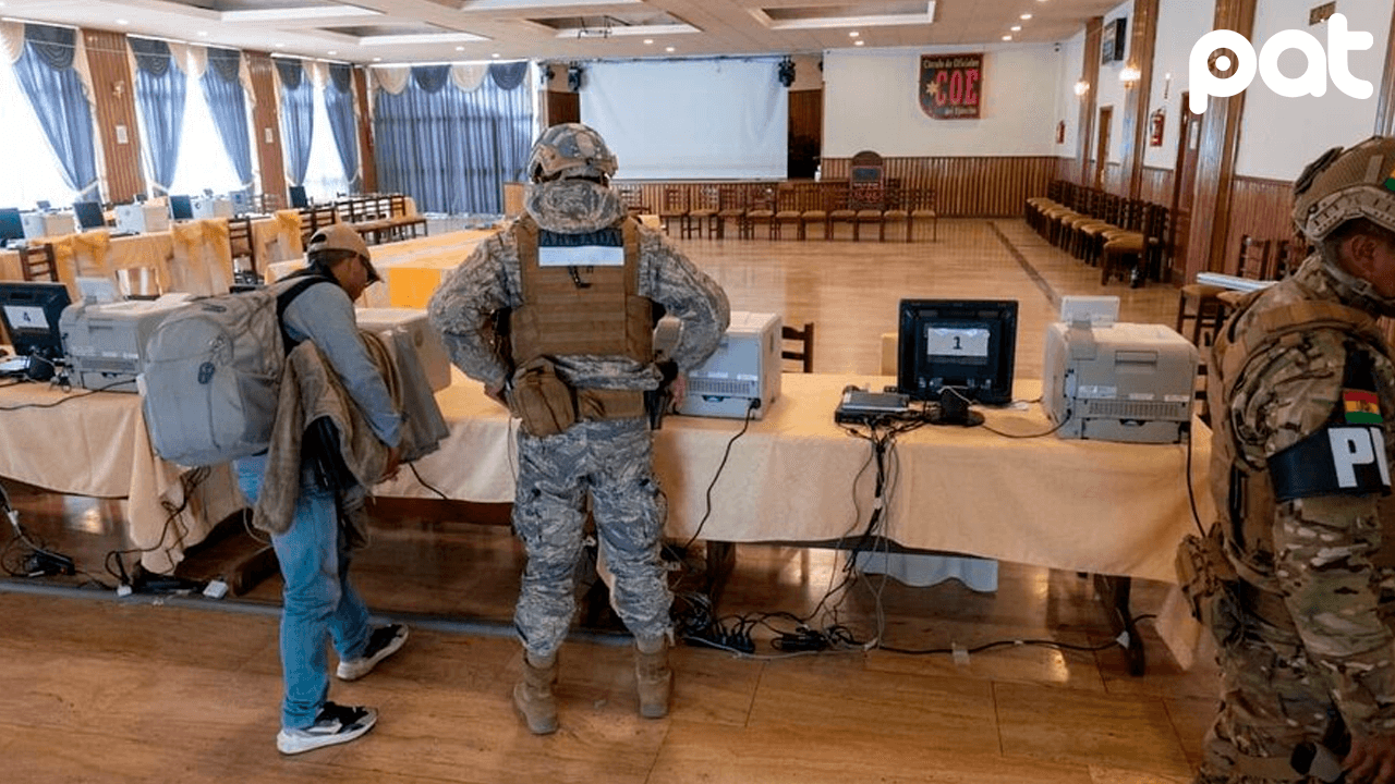 Fuerzas Armadas despliegan logística militar para material electoral