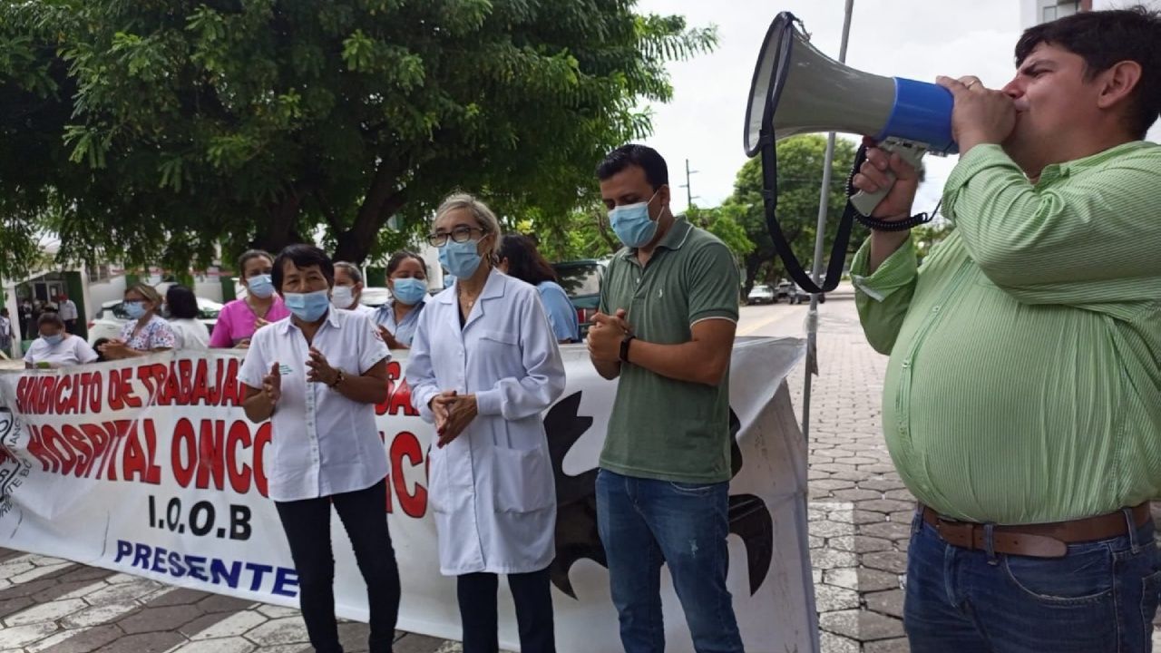 Hospital Oncológico inicia un paro indefinido