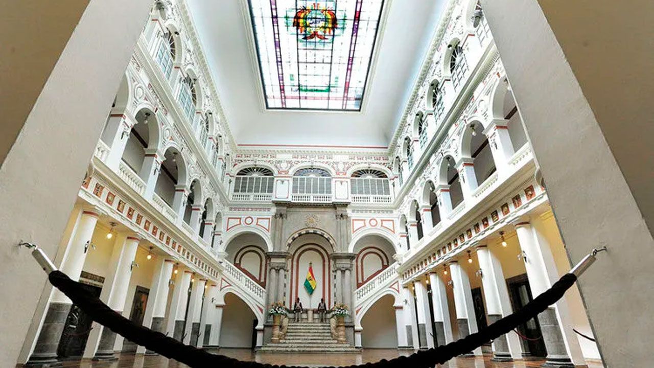 Bolivia define al presidente del bicentenario y marca el fin de una era política