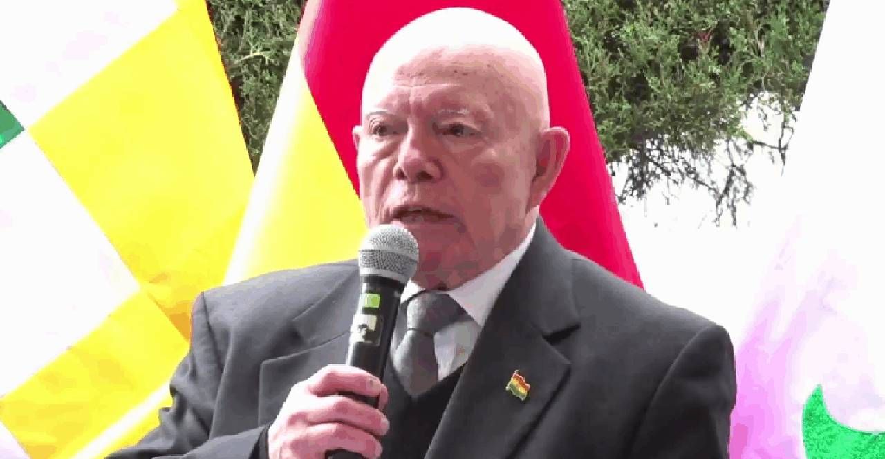 Hassenteufel garantiza elecciones limpias y transparentes: “Que nadie se quede en su casa porque la patria nos necesita con el voto”