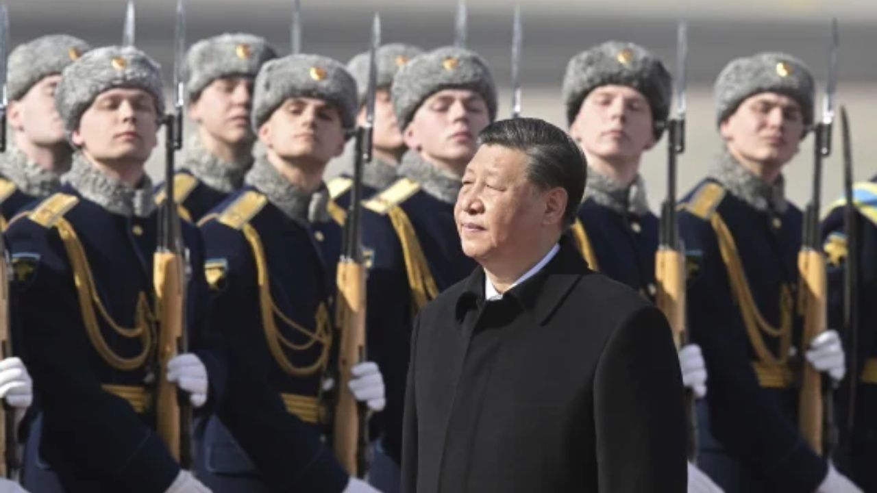 Xi Jinping llega a Rusia para impulsar el papel de China en la guerra en de Ucrania