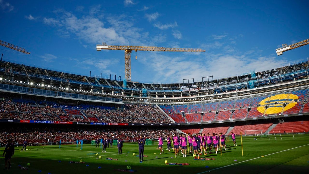 Barcelona vuelve a casa: el Spotify  Camp Nou reabre tras 893 días