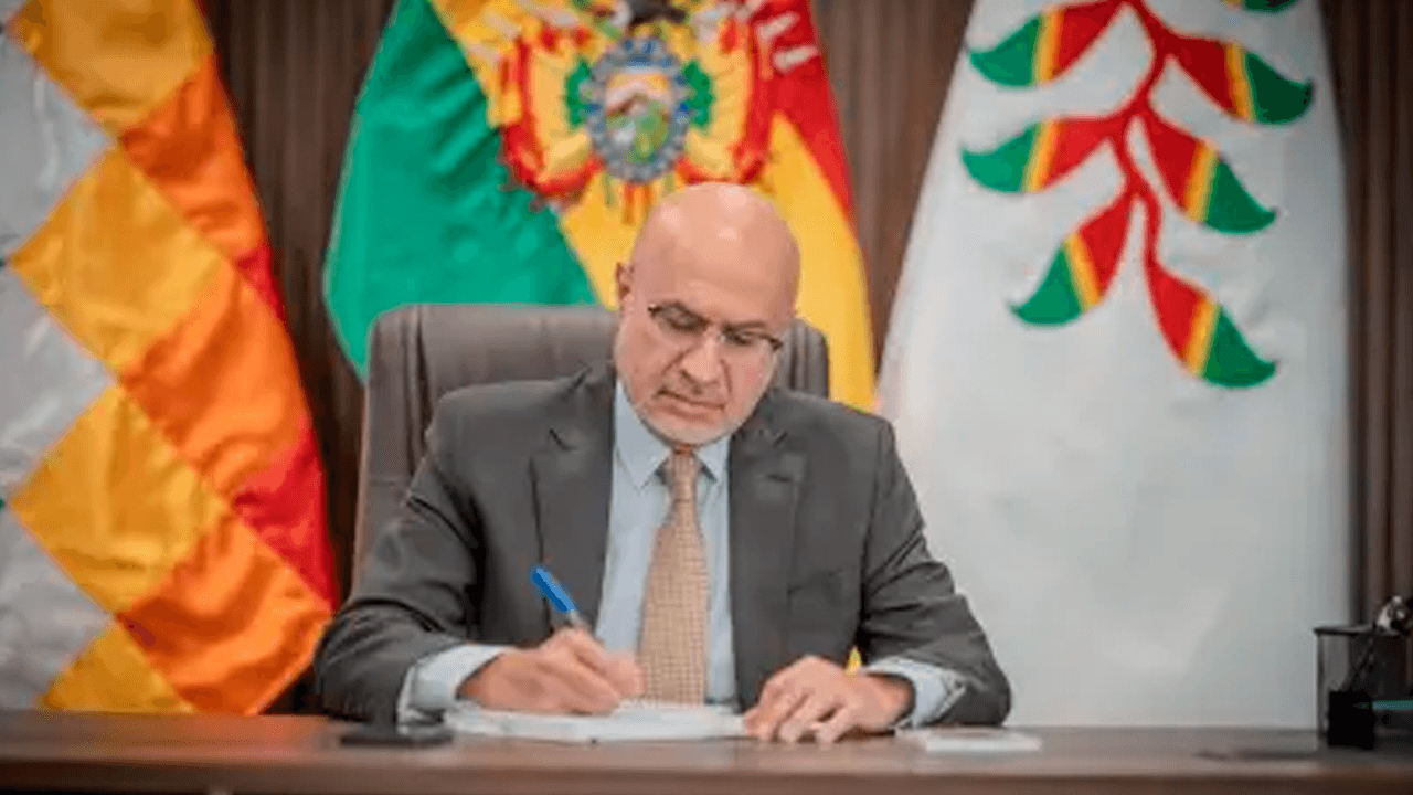 Gobierno alista cambios en la LOPE: Ministerio de la Presidencia dejará de ejecutar obras y se crea el Centro de Gobierno