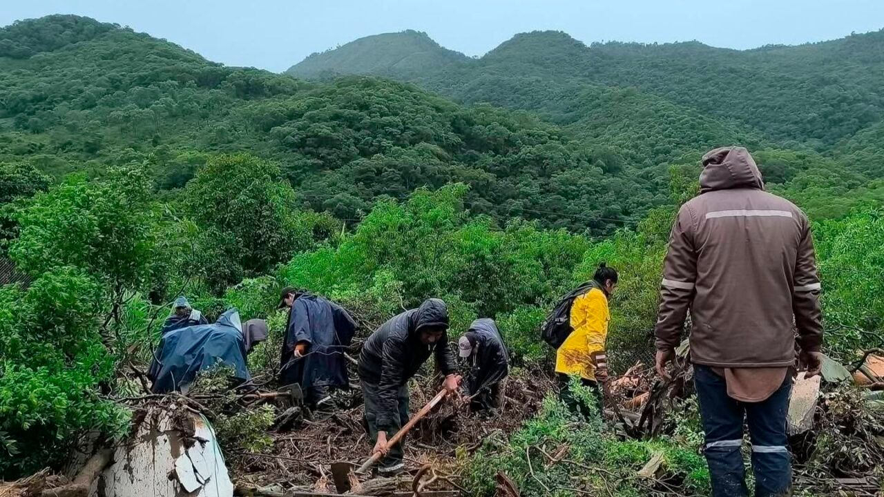 Siguen la búsqueda de dos mujeres tras el desborde en Samaipata
