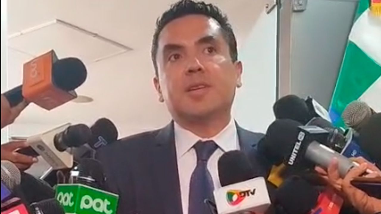 Viceministro Jáuregui recibe a panificadores para analizar suministro de harina
