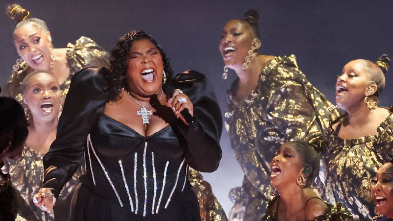 Cantante Lizzo enfrenta acusaciones de acoso sexual hacia tres bailarinas
