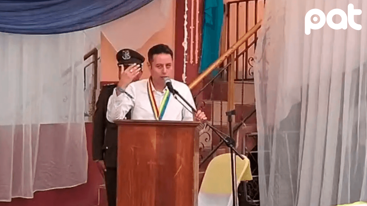 Vicepresidente Lara critica a Santamaría y afirma que cumple sus funciones