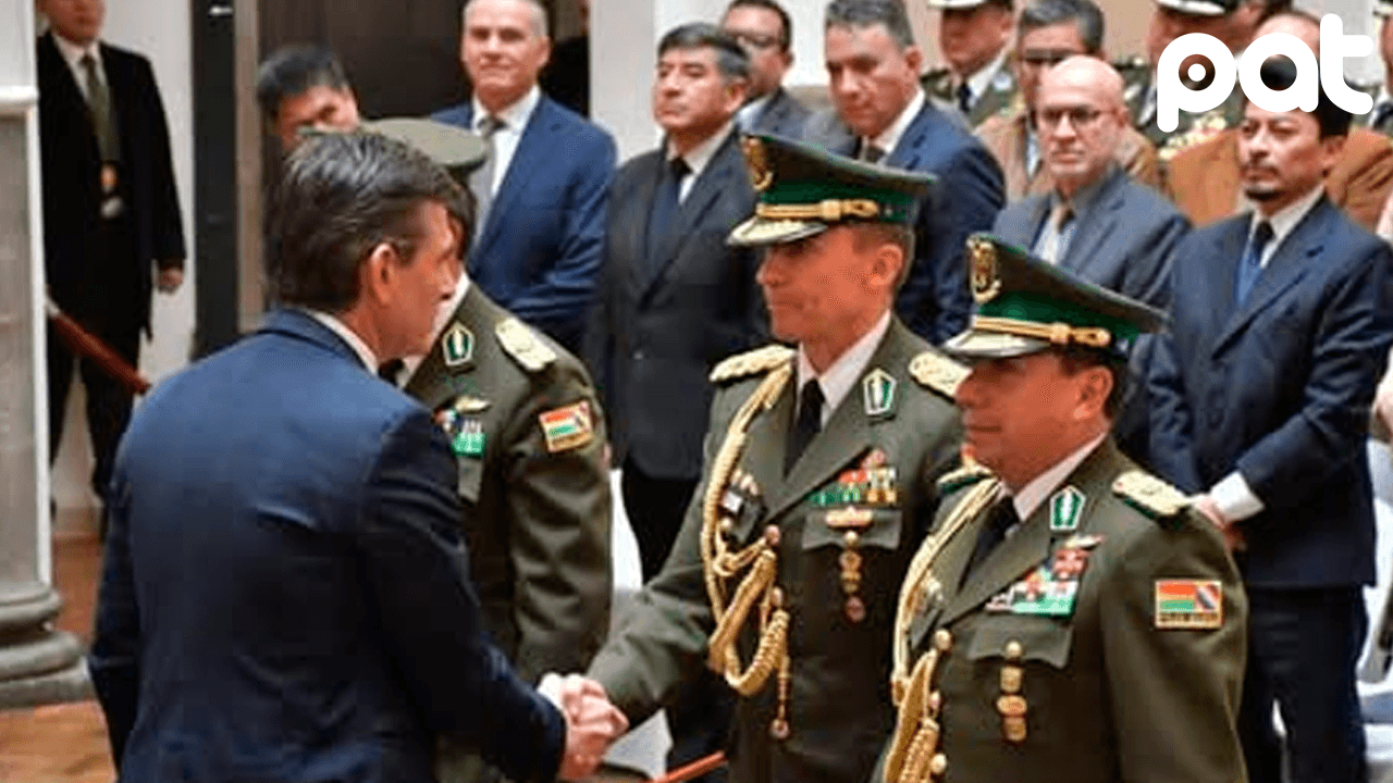 Presidente Paz posesiona a nuevo alto mando policial y exigen cero corrupción