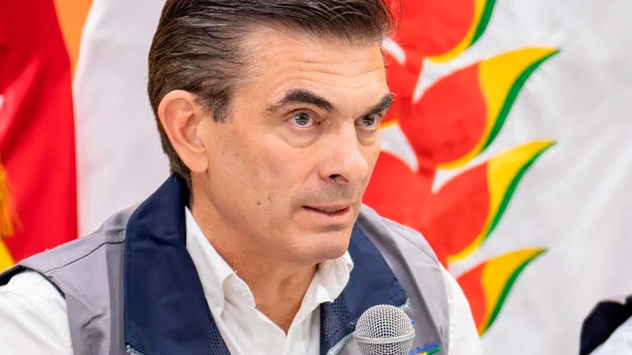 Paz plantea nuevo impulso para YPFB con apoyo externo equilibrado