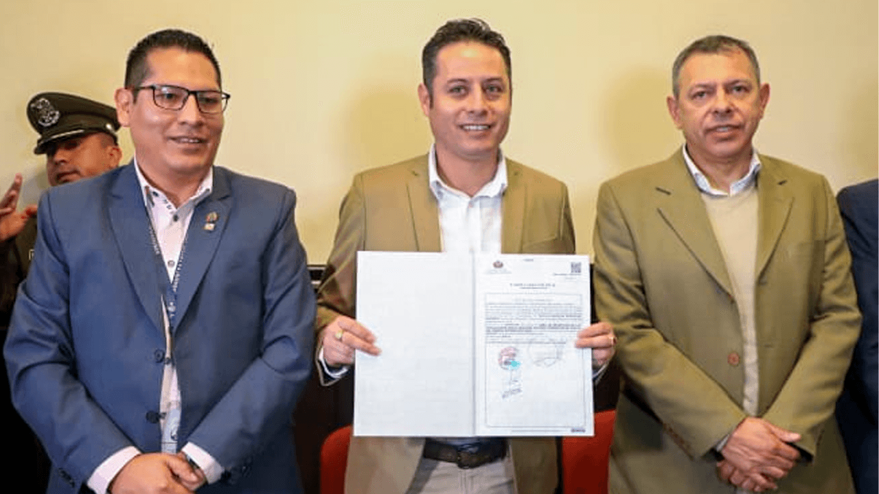 Lara exhorta a instituciones priorizar la atención de postulantes a vocales del TSE 