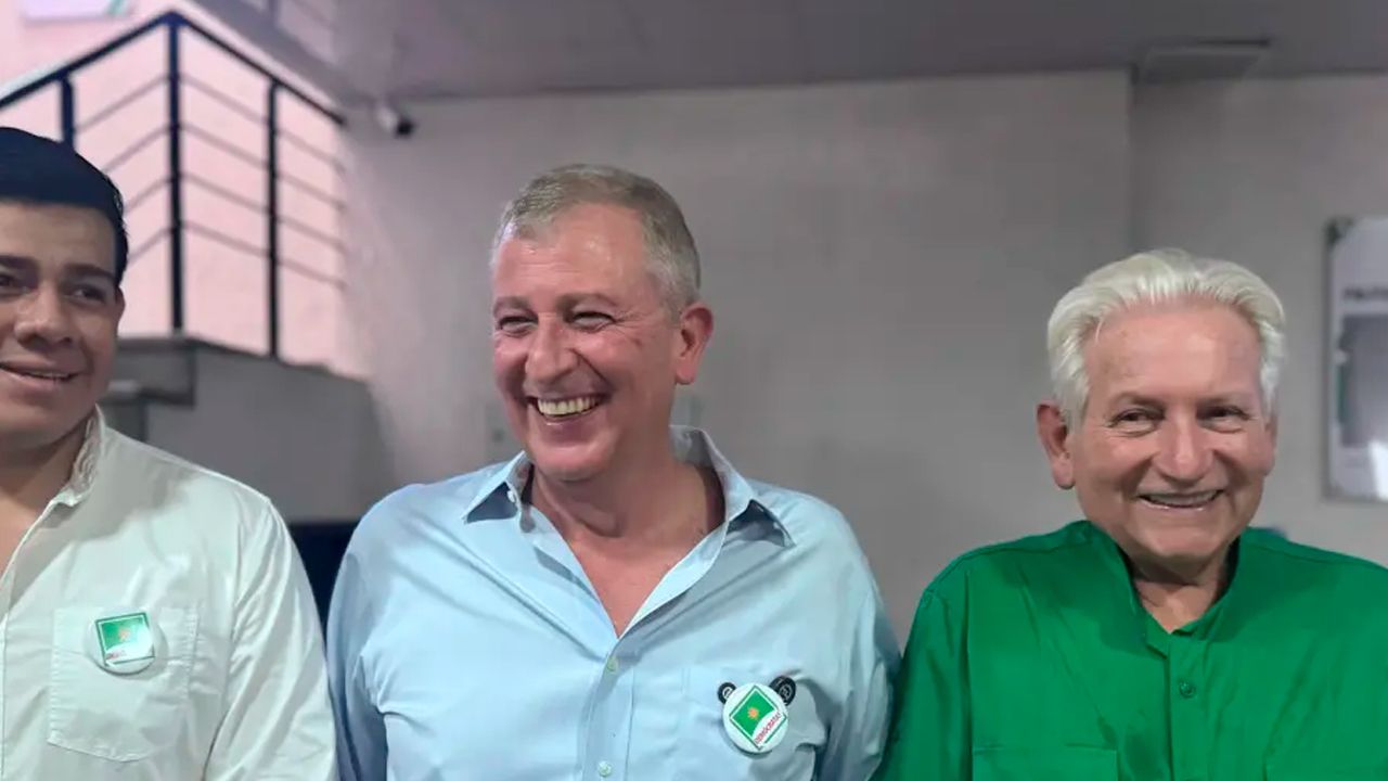 Marinkovic formaliza su candidatura a la Gobernación de Santa Cruz