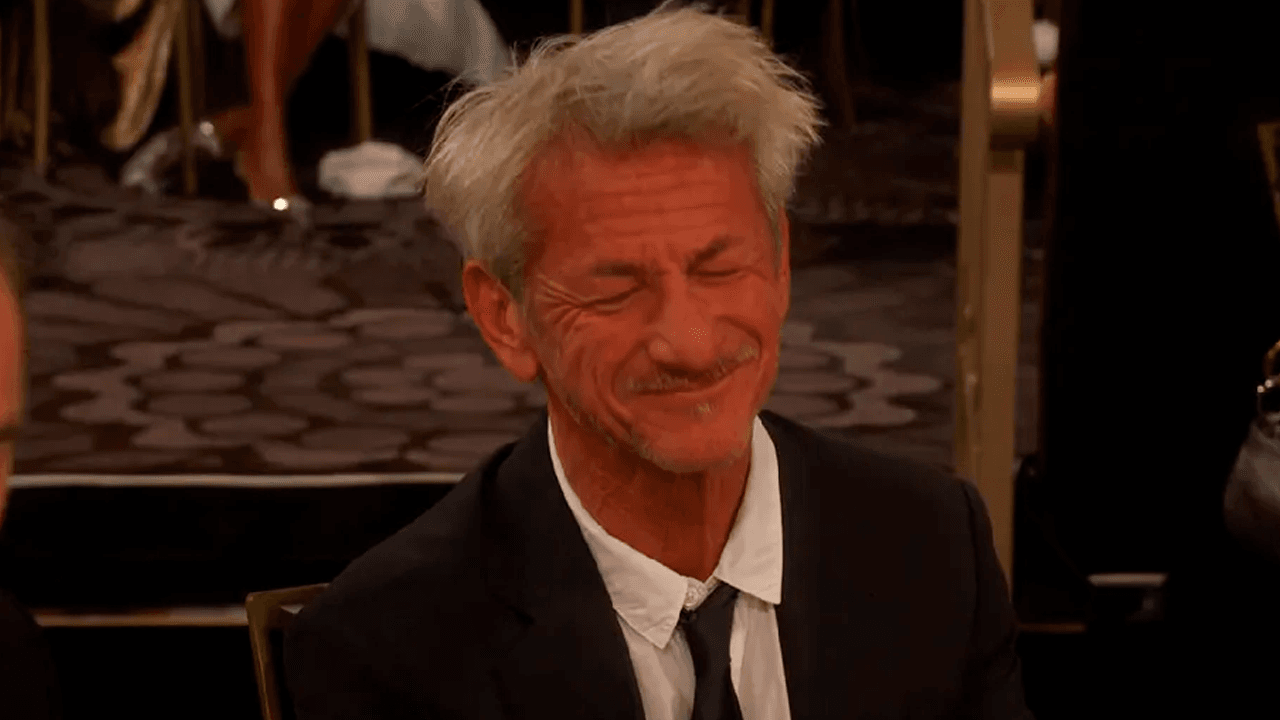 Nikki Glaser menciona a “El Chapo” en una broma dirigida a Sean Penn en los Globos de Oro