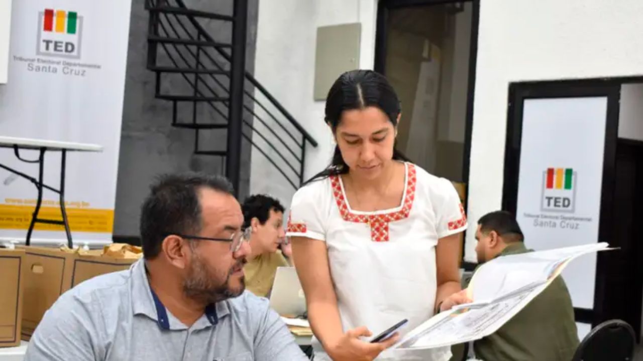 Santa Cruz abre plazo para reemplazar candidatos mientras revisa apelaciones
